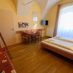 Jufa - Self Check-in Hotel 3*