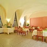 Jufa - Self Check-in Hotel