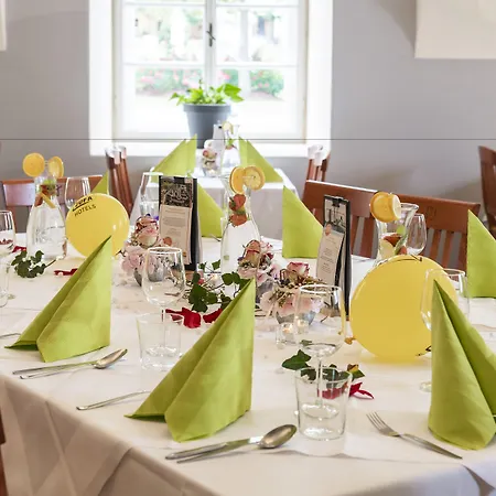 Отель Jufa - Self Check-in 3*