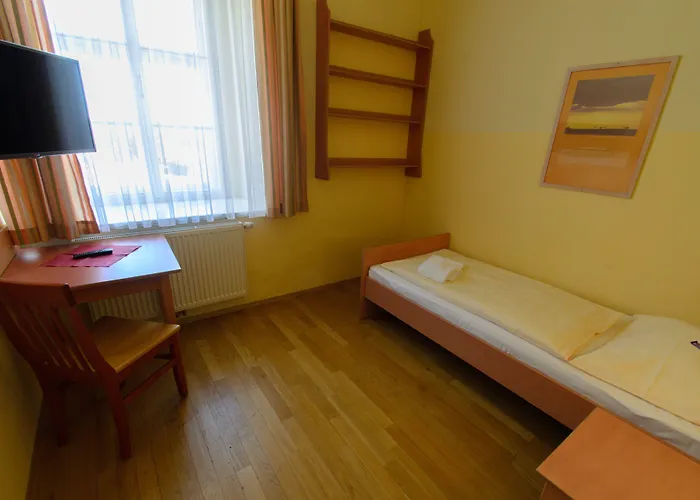 Jufa - Self Check-in Отель